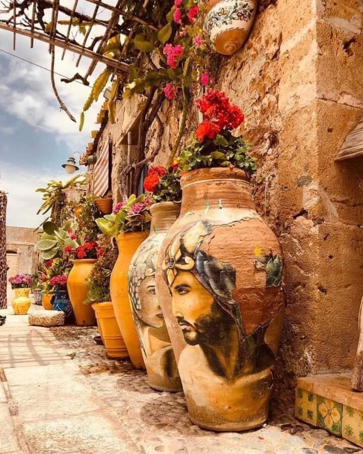 Nido Colorato B&B Fontane Bianche Exterior photo